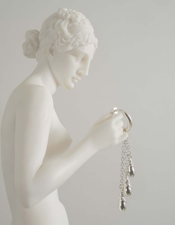 I Miss You - Non-Piercing Labia Rings with Triple Teardrop Pendants in Silver