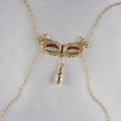Paola Fracassa - Venetian Love Mask Neck and Breast Chain Non-Piercing Nipple Rings in Gold