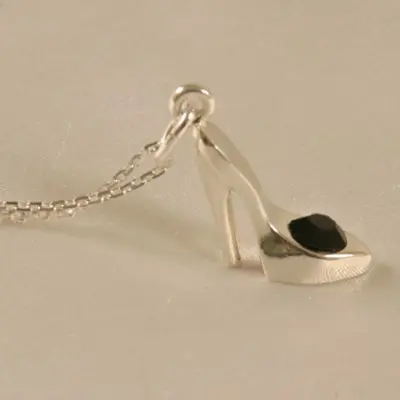 Parvarti - Silver Jeweled High Heel Chain Necklace
