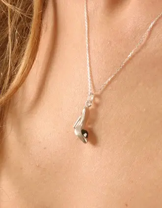 Parvarti - Silver Jeweled High Heel Chain Necklace