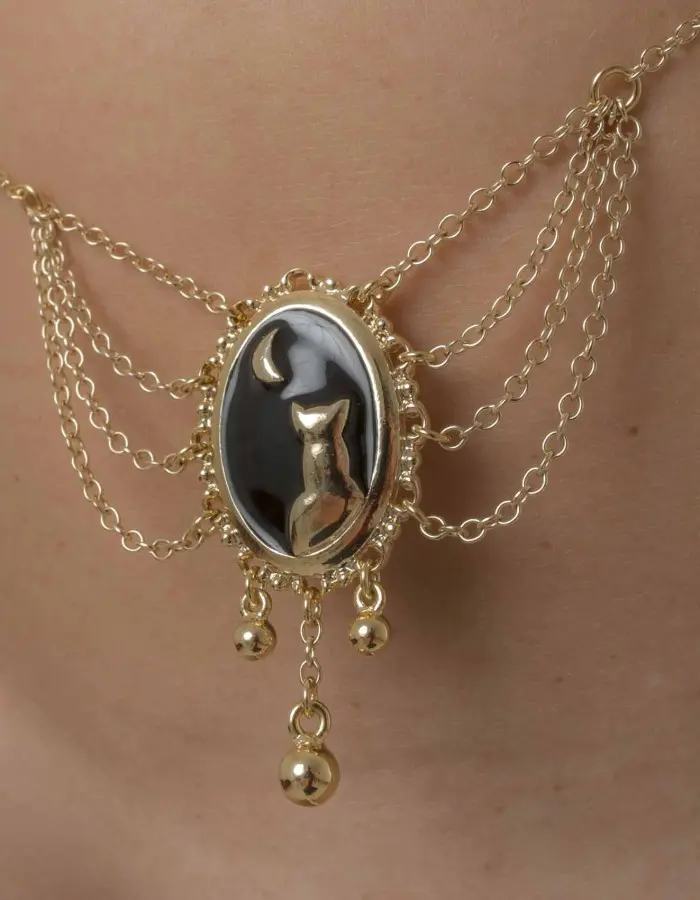 Promises in the Dark - Gold Moonlight Cameo Waist Chain