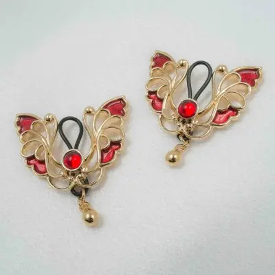 Red Lacewing - Gold Non-Piercing Nipple Ring