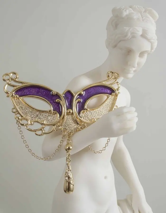We Lived for Love and Lust - Women's Love Mask of Venice G-String with Pendant in Gold