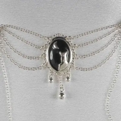 Artemis - Women's Moonlight Cameo G-String with Pendants in Silver