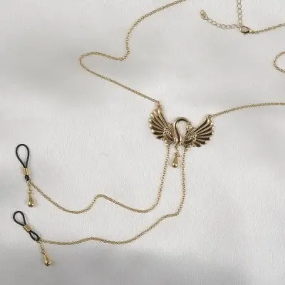 Secret Garden - Women's Swan Neck Chain with Non-Piercing Nipple Rings in Gold
