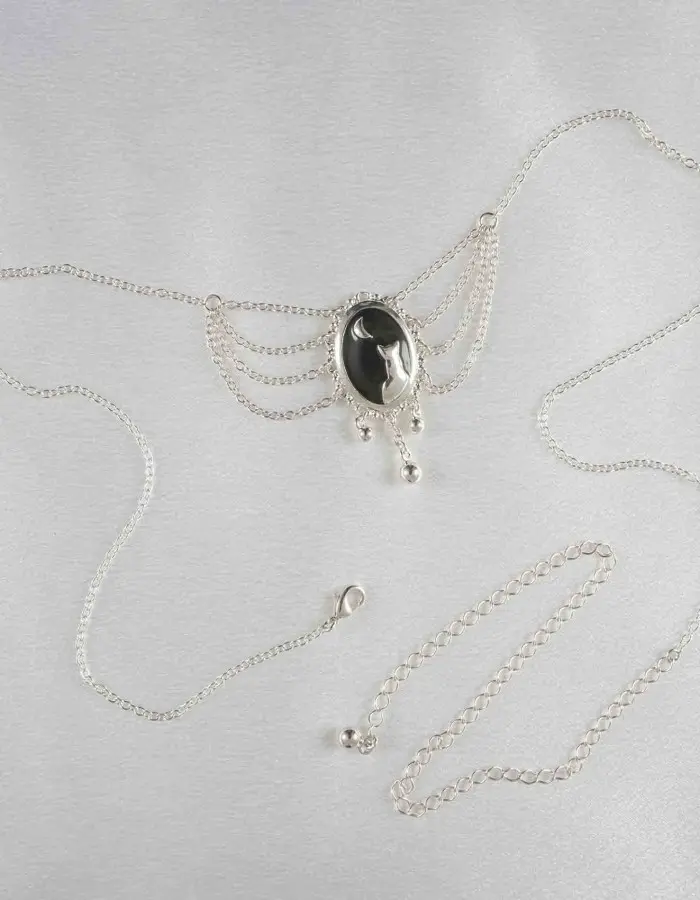 Shadows of the Night - Silver Moonlight Cameo Waist Chain
