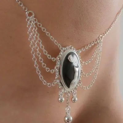 Shadows of the Night - Silver Moonlight Cameo Waist Chain
