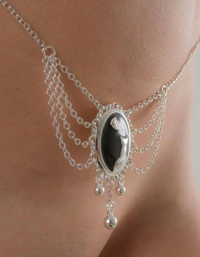 Shadows of the Night - Silver Moonlight Cameo Waist Chain