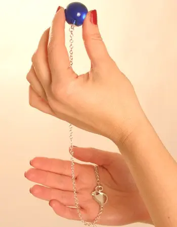 Sima Maoying - Women's Silver Waist Chain with Cat and Insertable Blue Orb