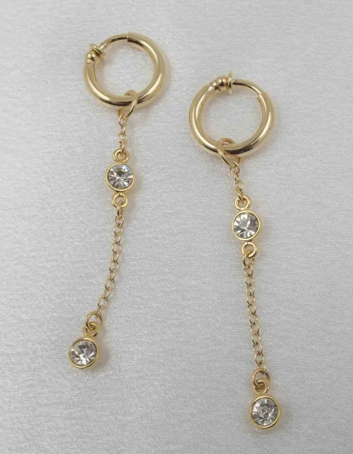 Something's Gotta Give - Non-piercing labia rings with Crystal Pendant in Gold - Pair