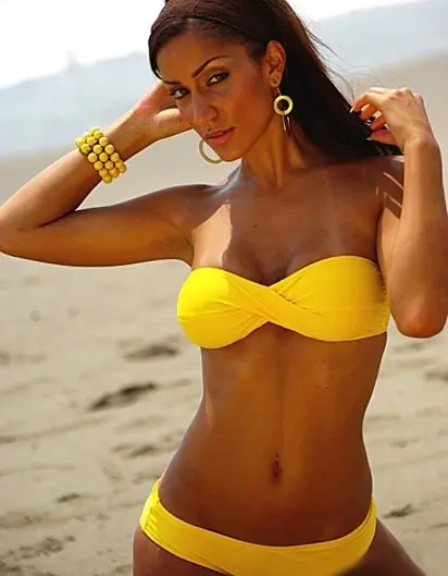 Strapless Twist Bikini Top