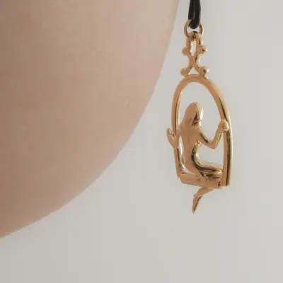 Tender is the Night - Women's Non-Piercing Woman Trapeze Gold Nipple Rings