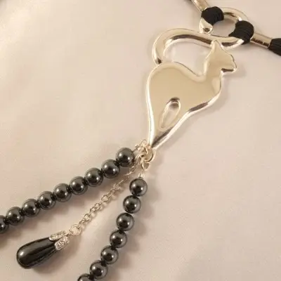 Twosret - Women's Silver G-String With Cat & Hematite Charms
