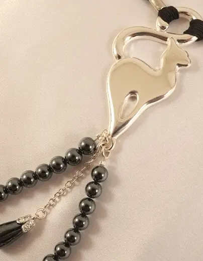 Twosret - Women's Silver G-String With Cat & Hematite Charms