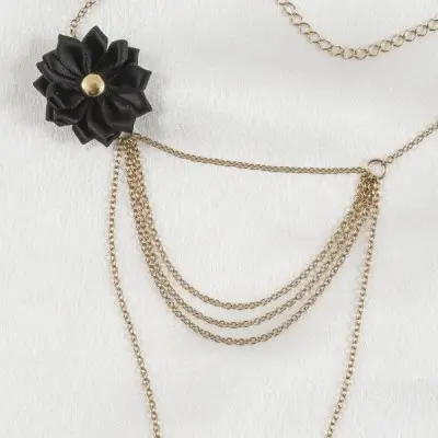 Why's It So Hard? - Women's Triple Necklace Chain with Bow and Non-Piercing Nipple Pendant Nipple Rings in Gold