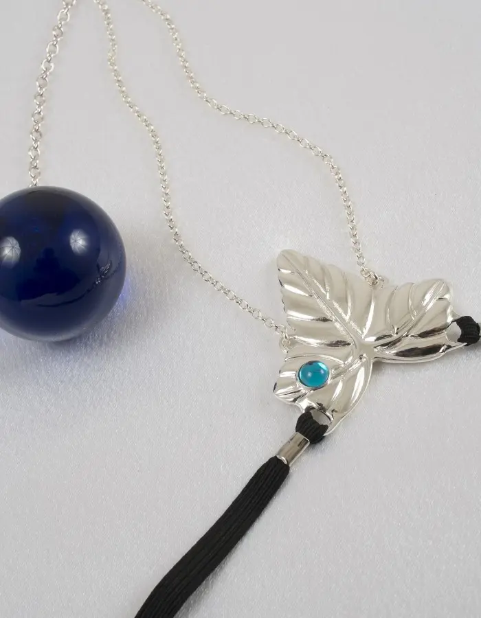 Winter Glory - Crotchless G-String Jewelry with Insertable Orb