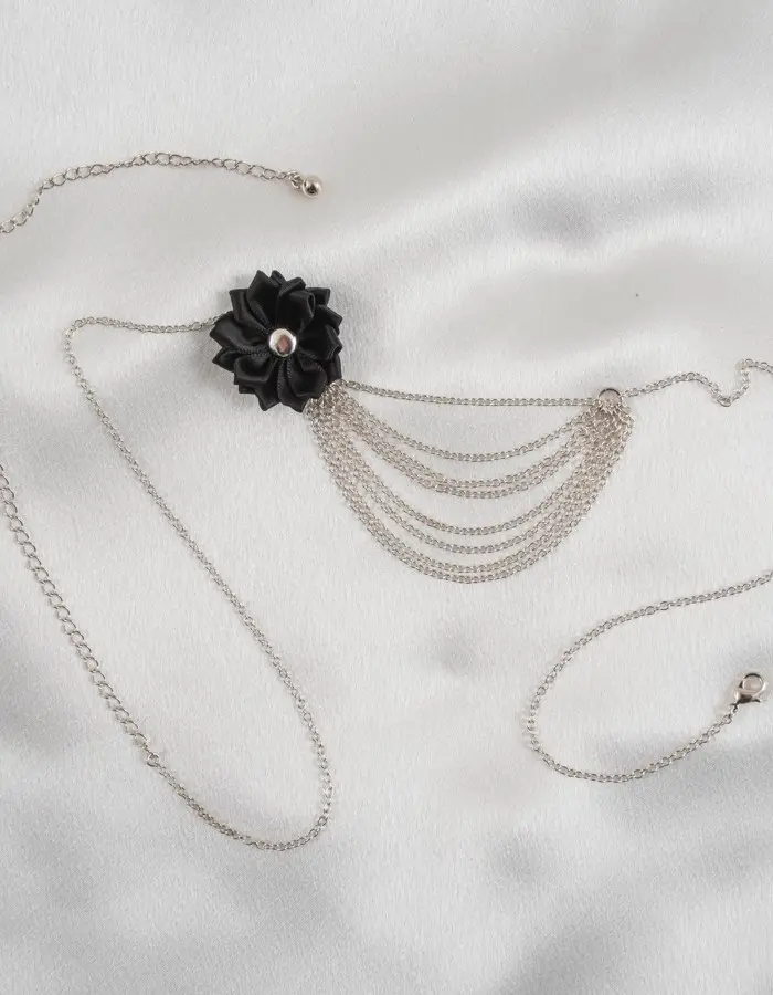 Words - Silver Waist Chain With Bow and Draping Chains