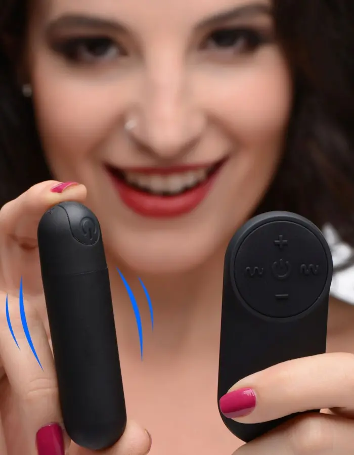 Bang Vibrating Bullet With Remote Control - Black