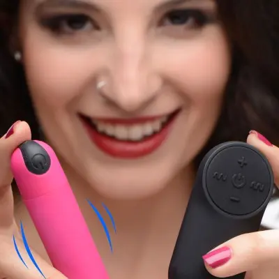Bang Vibrating Bullet With Remote Control - Pink