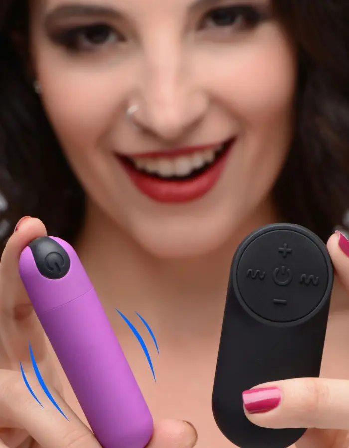 Bang Vibrating Bullet With Remote Control - Purple