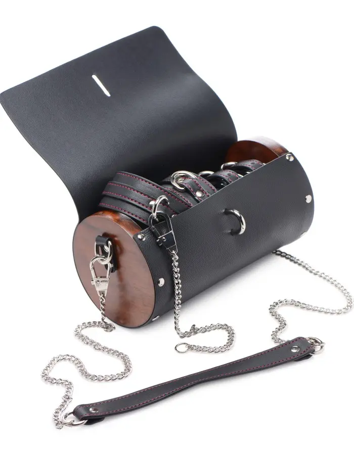 Kinky Clutch