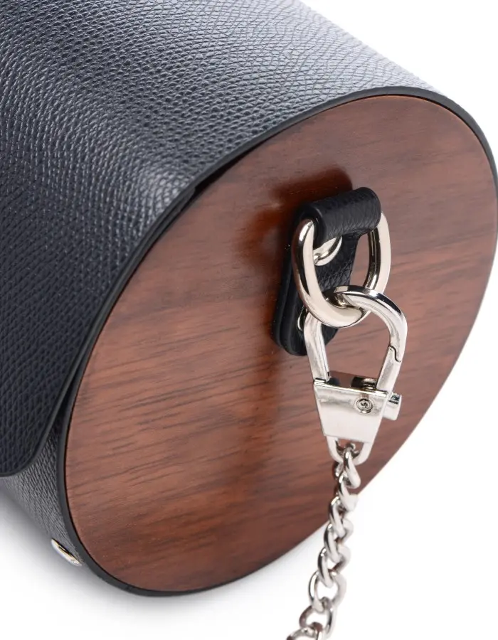 Kinky Clutch