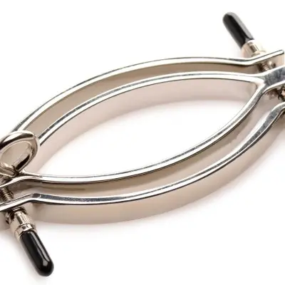 Pussy Tugger Adjustable Pussy Clamp With Leash -  Silver