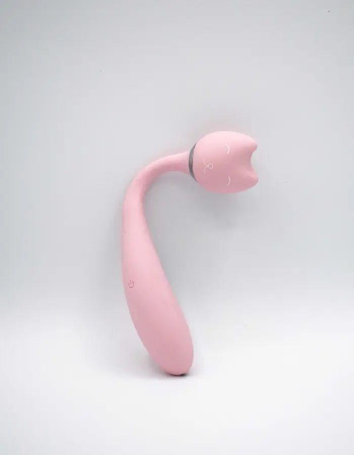Purrs Like a Kitten Wand Vibrator - Pink