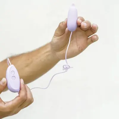 Ellie Wired Bullet Vibrator - Purple
