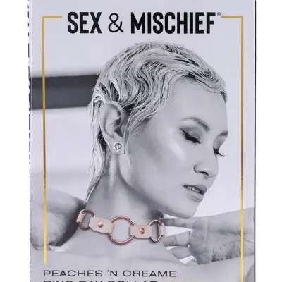 Peaches 'N Creame Ring Day Collar